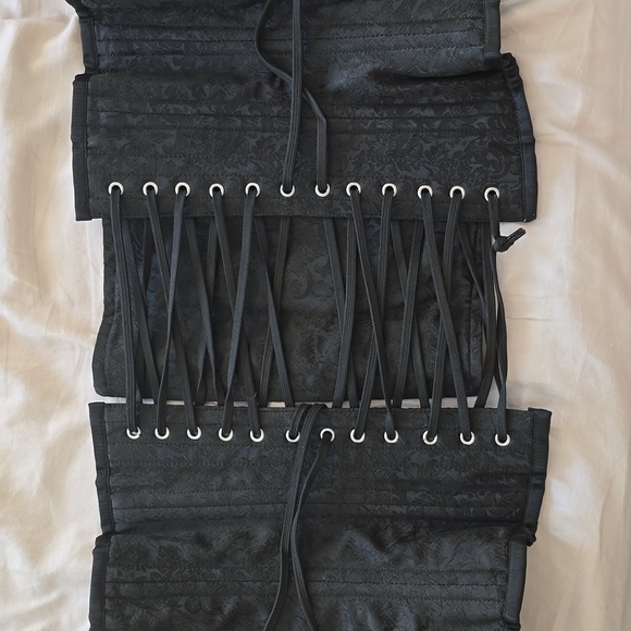 Black Brocade Steel Boned Corset - Picture 3 of 5